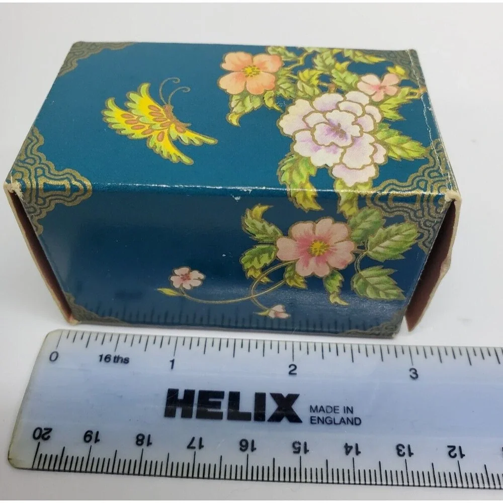Vtg Avon Oriental Egg Delicate Blossoms Charisma Empty Perfume Bottle and Box‎